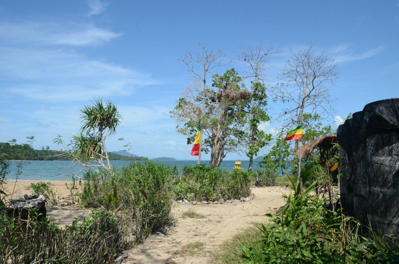 Reggae Island Private Island Hotel Phajam-sziget Kültér fotó