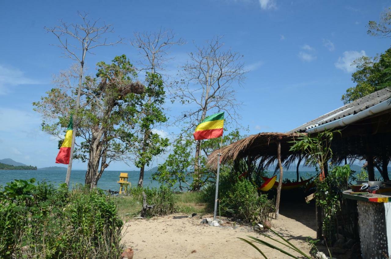 Reggae Island Private Island Hotel Phajam-sziget Kültér fotó