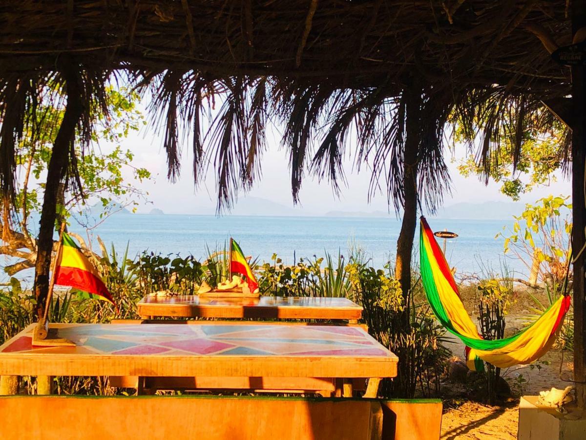 Reggae Island Private Island Hotel Phajam-sziget Kültér fotó