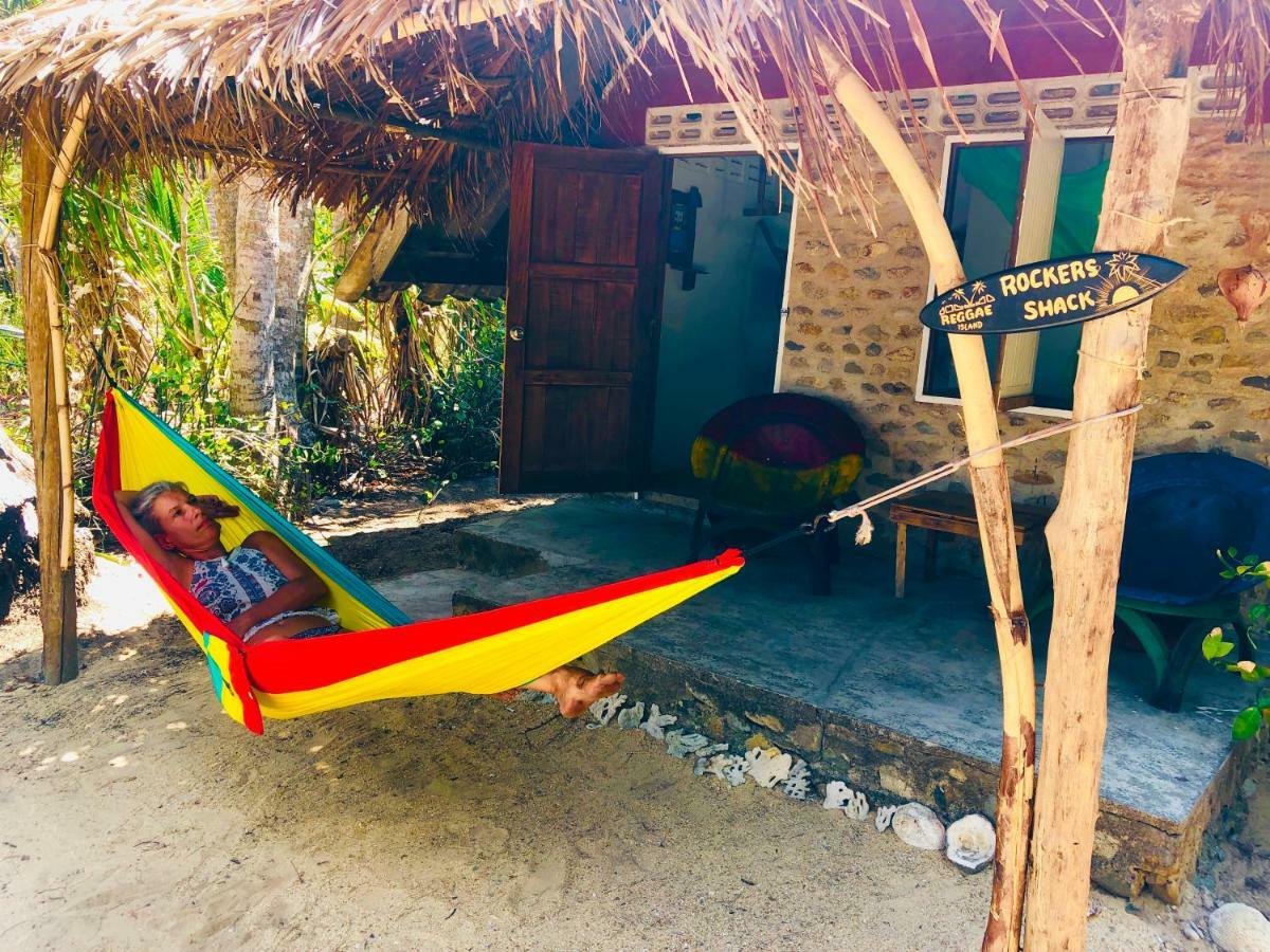 Reggae Island Private Island Hotel Phajam-sziget Kültér fotó