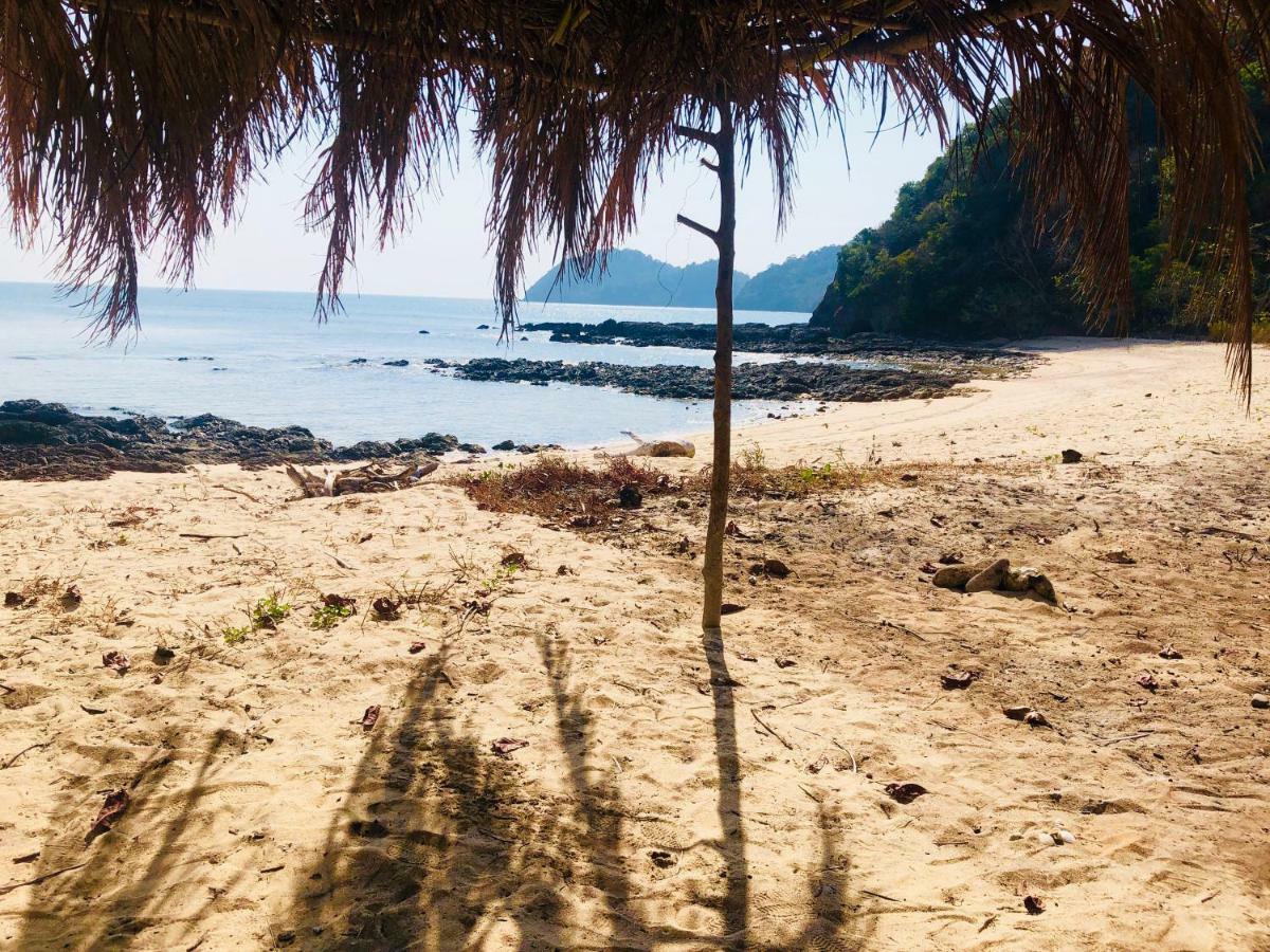 Reggae Island Private Island Hotel Phajam-sziget Kültér fotó