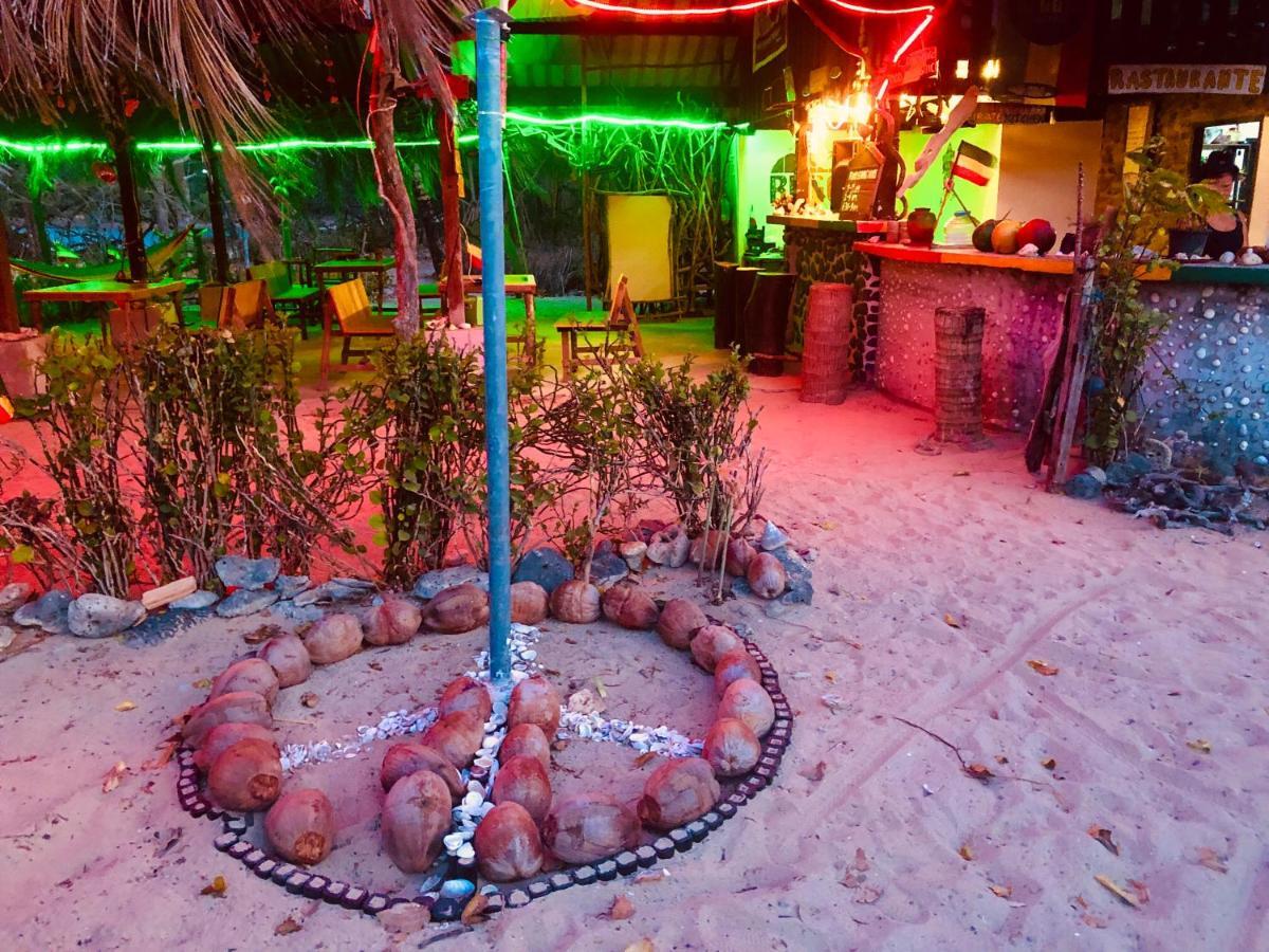 Reggae Island Private Island Hotel Phajam-sziget Kültér fotó